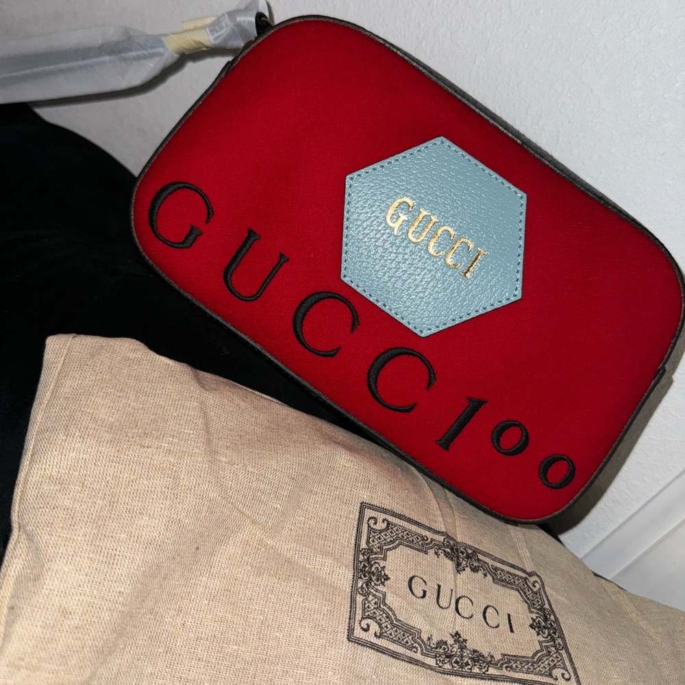 NEW GUCCI CROSSBODY BAG ❤️